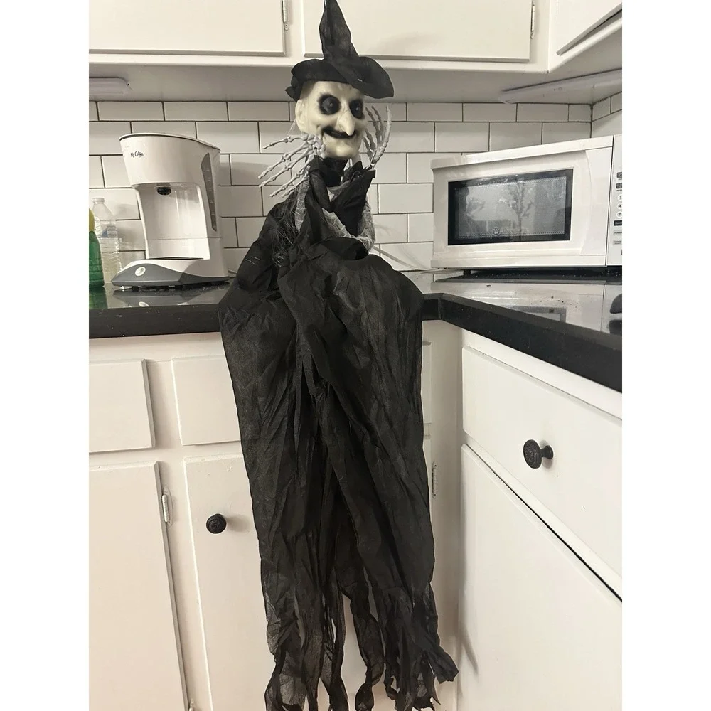 Hanging Witch Decor Halloween Decoration Outdoor‎ Sounds Lights